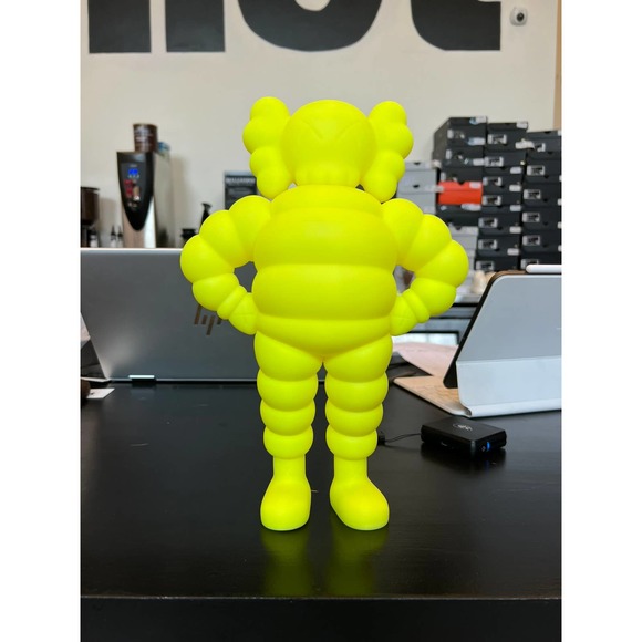 Kaws Chum Yellow Medicom Toy